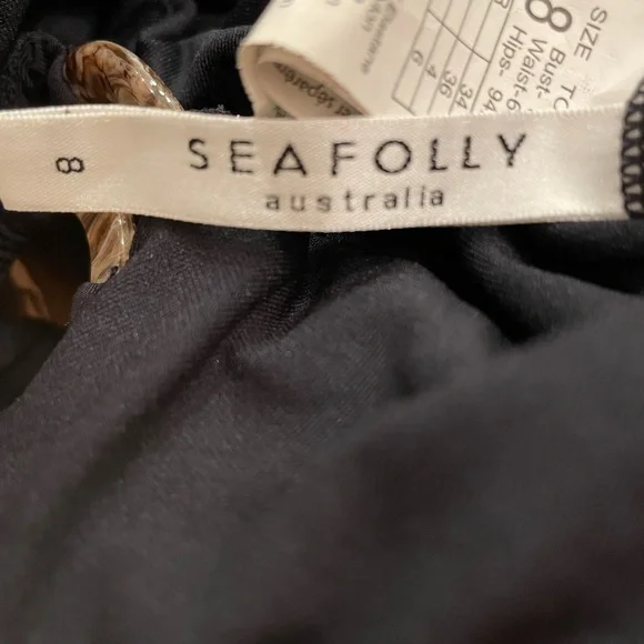 Seafolly austraila bathing suit size 2 or 4 - Picture 6 of 7